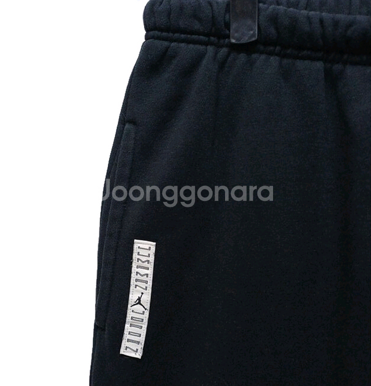조던 그래픽 플리즈 기모 팬츠 (34사이즈)--2