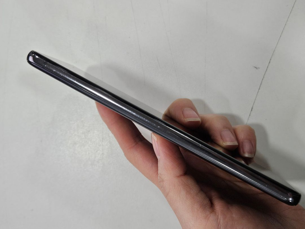 갤럭시 퀀텀2 128GB C급--1