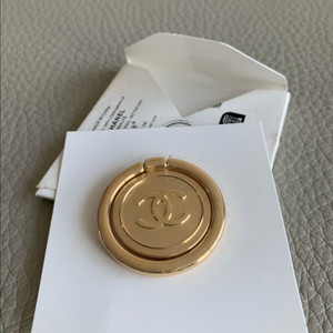 샤넬 로고 그립톡 (새상품)