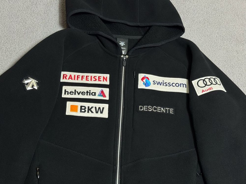 L 100 데상트 아우디 콜라보한정 후리스 자켓--1