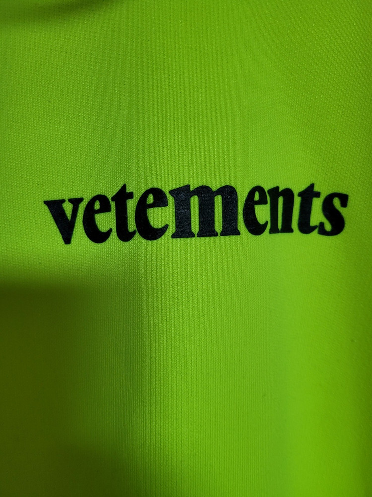 베트멍 네온 바코드 패치로고 오버핏 후드티셔츠 XS 이미지