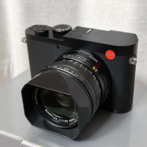 라이카 Q2 카메라 판매합니다 이미지