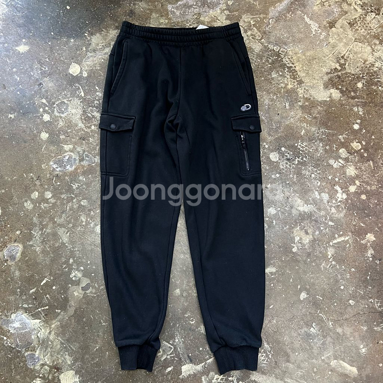 67) 디스커버리 기모 카고포켓 조거팬츠 트레이닝복바지--1