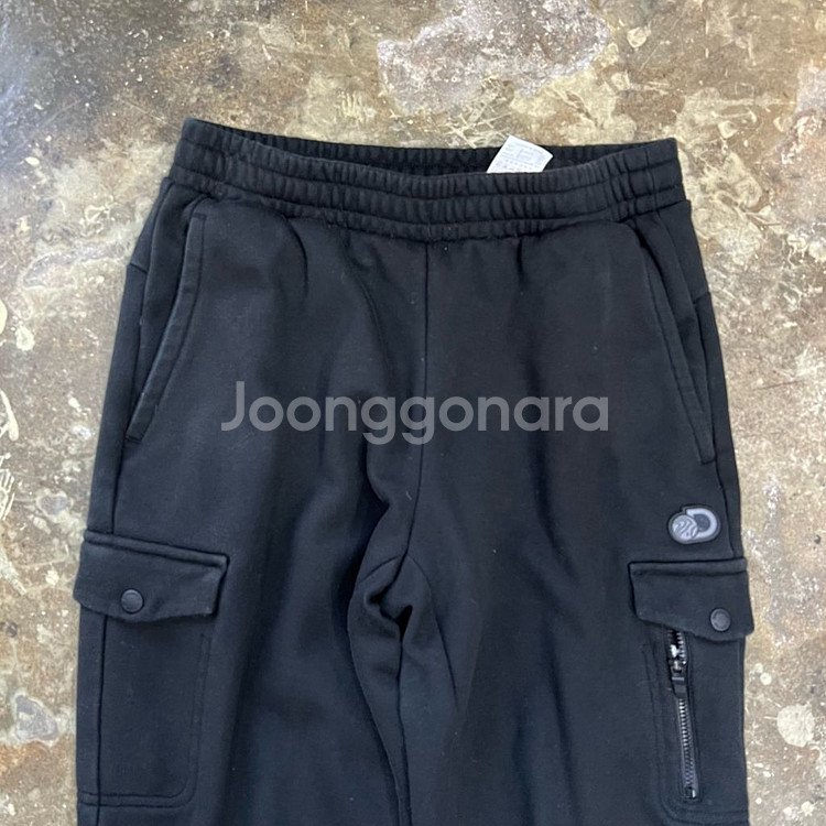 67) 디스커버리 기모 카고포켓 조거팬츠 트레이닝복바지--2
