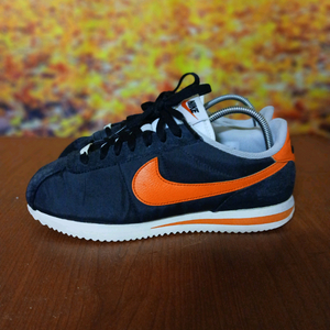 나이키 코르테즈 텍스타일 250