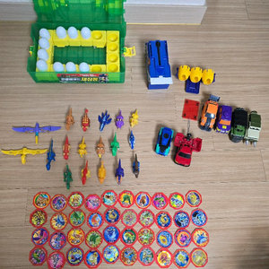 공룡메카드 채집통 타이니소어 캡쳐카등 세트 ㅡ 택포