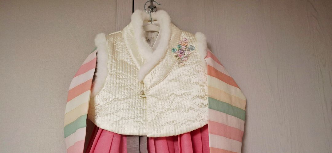 여아한복 9호(털배자,속치마,두루마기, 털모자,목도리) 이미지