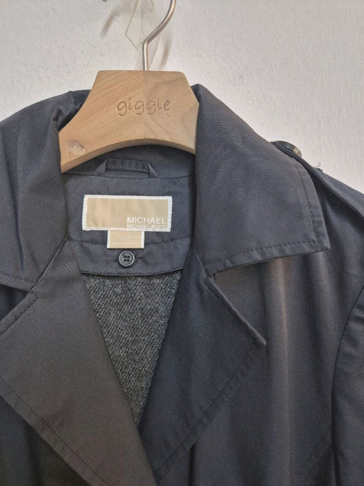 마이클코어스 여성 트렌치코트 블랙--3