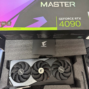 4090 auros master 방열판과 박스