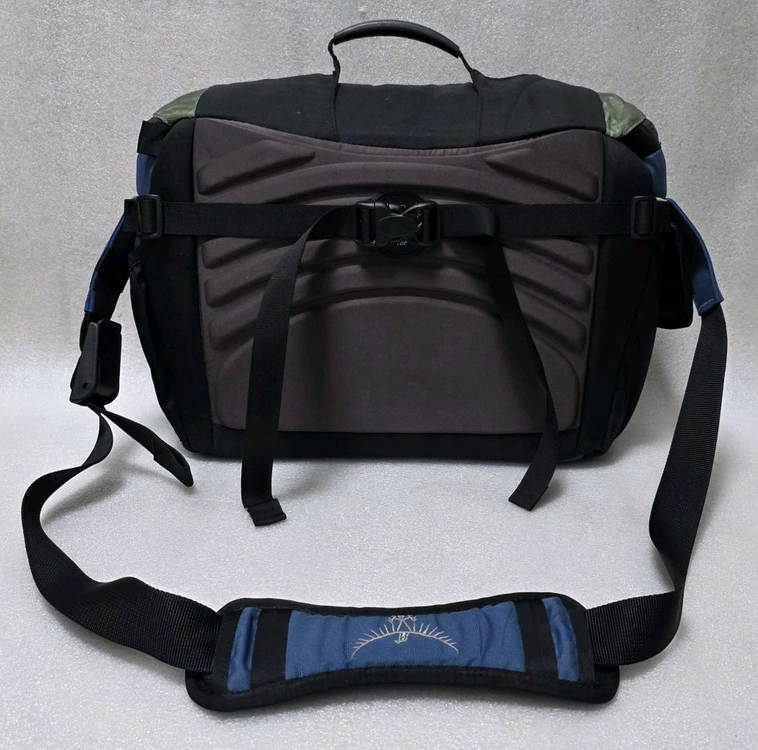 오스프리 OSPREY 토크 메신저백 노트북수납 크로스가방 이미지