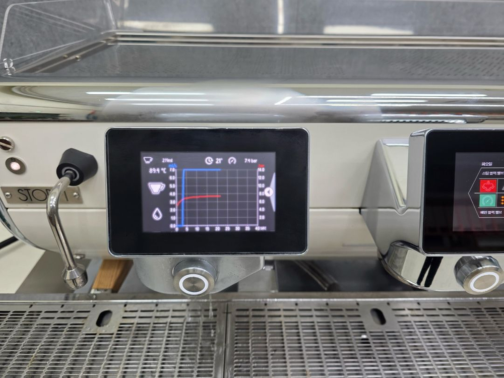 아스토니아 스톰 3그룹 커피머신--8