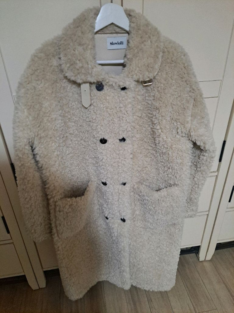 W컨셉 슬로우롤리 무스탕 뽀글이 퍼코트 베이지 이미지