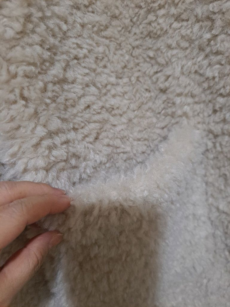 W컨셉 슬로우롤리 무스탕 뽀글이 퍼코트 베이지 이미지