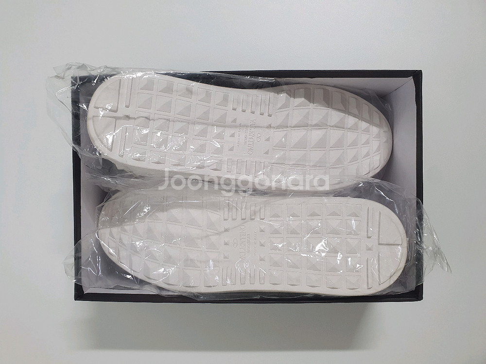 발렌티노 메탈릭 스트라이프 오픈 스니커즈 (화이트 레드)--1