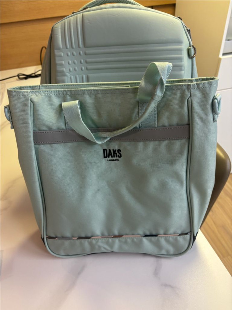 닥스책가방--4