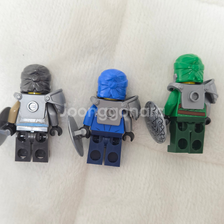 레고 닌자고 로이드, 니야, 제이 미니 피규어입니다.--3