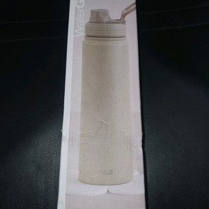 쉬젤 워터짐 캐리 텀블러 750ml 미개봉 판매 합니다.