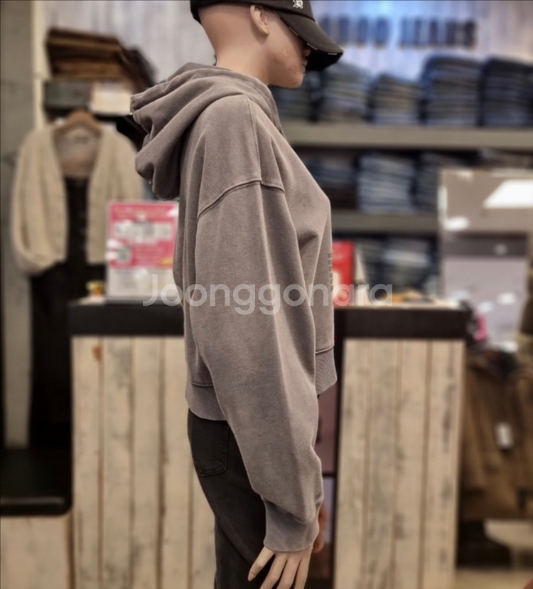 버커루 크롭후드티셔츠--4