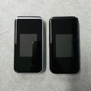 클래식 폴더 공기계 깨끗한 폰 판매 합니다.[10만]