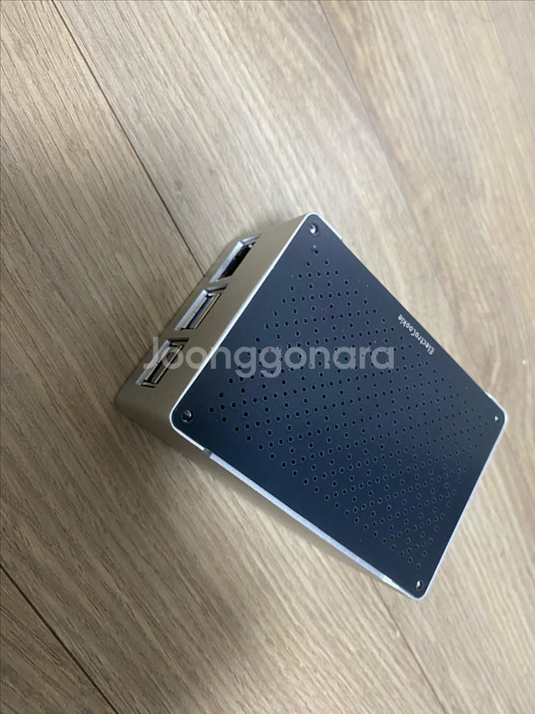 라즈베리파이 5 8GB + 케이스 + ssd 새상품--3