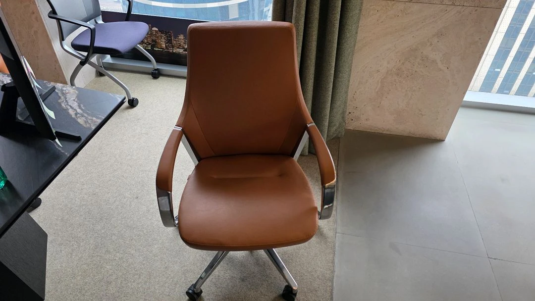 베스툴 Honor 오너 B10B170M 미드백 CEO 중역용 인조가죽 의자(회의실), 8개 이미지