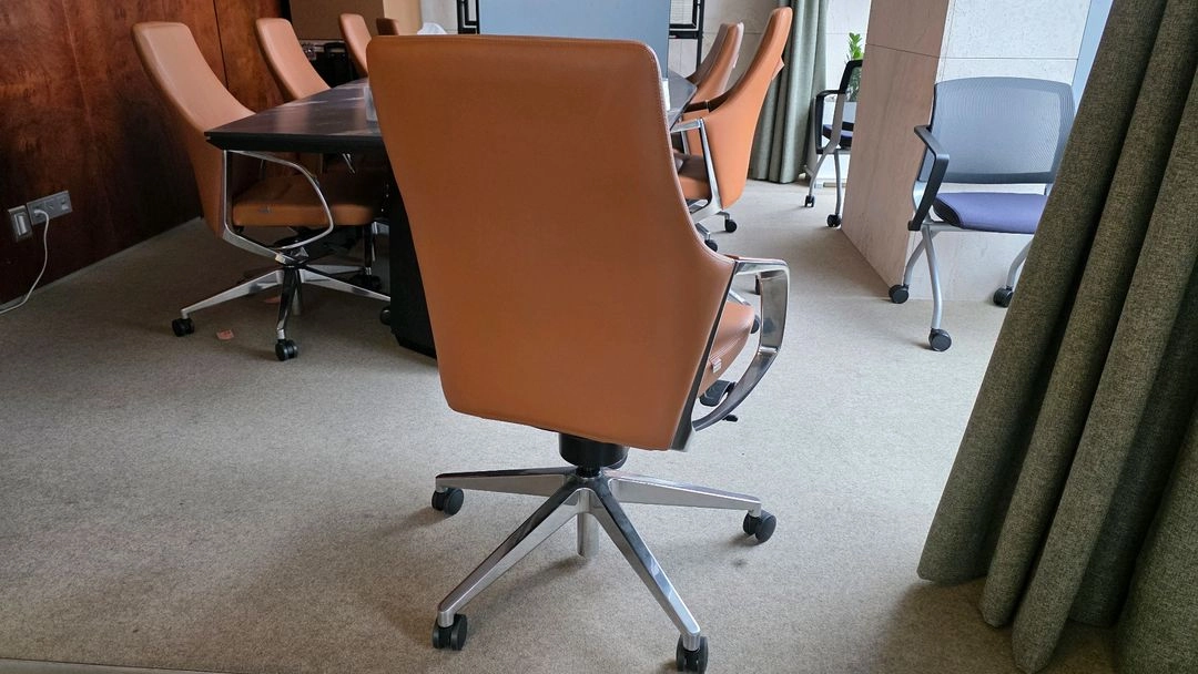 베스툴 Honor 오너 B10B170M 미드백 CEO 중역용 인조가죽 의자(회의실), 8개 이미지