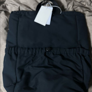 코스 COS 드로우코드 백팩 새상품