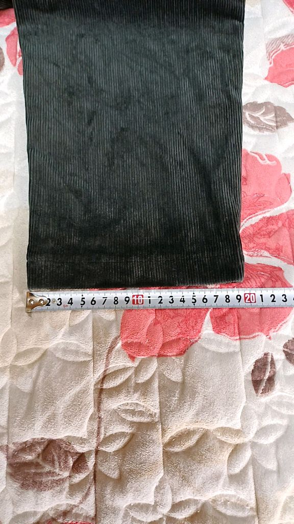 유니클로 코듀로이팬츠 33인치 기장102--7