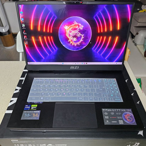 MSI TITAN GT77 HX 13VI 4090 게이밍노트북