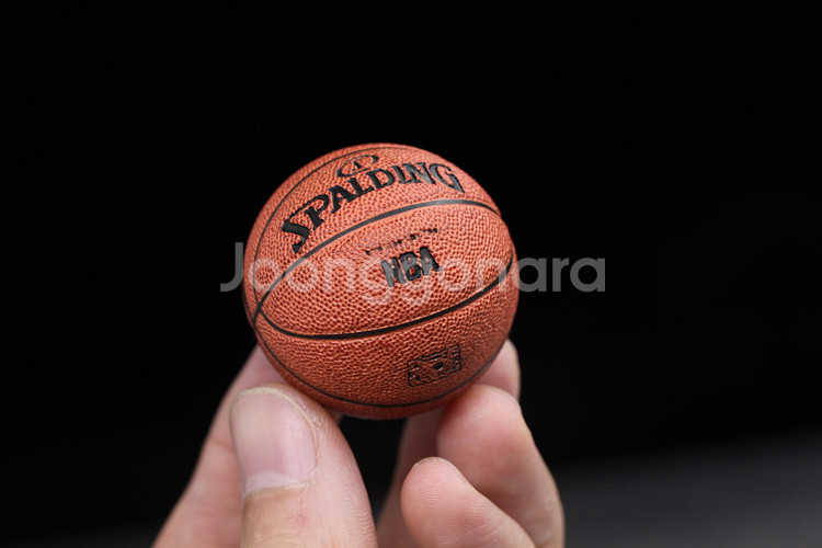 자석내장 고퀄리티 NBA 농구공 미니어처 12인치피규어 이미지