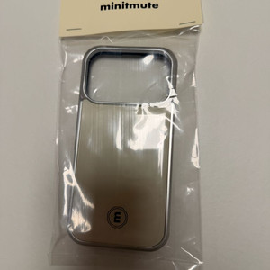 미닛뮤트 아이폰17프로 케이스