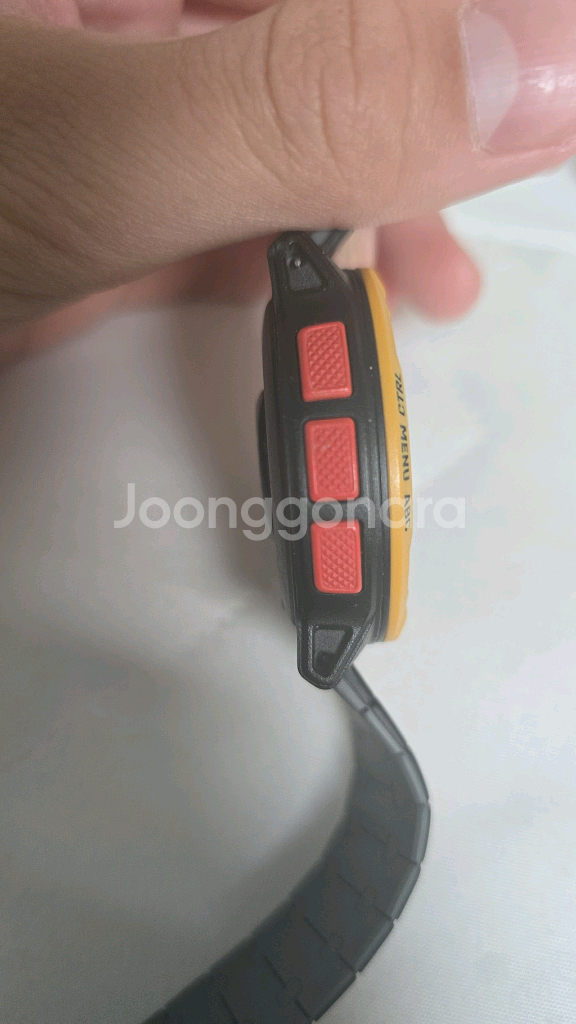 가민 인스팅트 2 솔라 원피스 루피 에디션--5