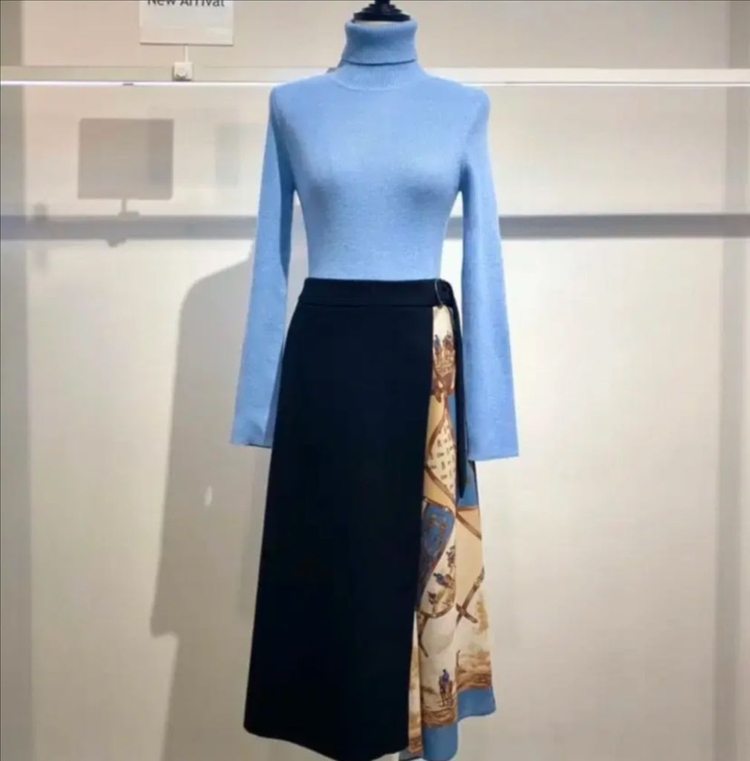 잇미샤 차정원 서현 스카프 프린트 랩 스커트 치마 하객룩 올드머니룩 타임마인미샤스타일 이미지