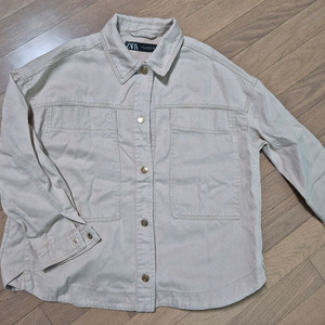 자라 셔츠형 쟈켓(XS)