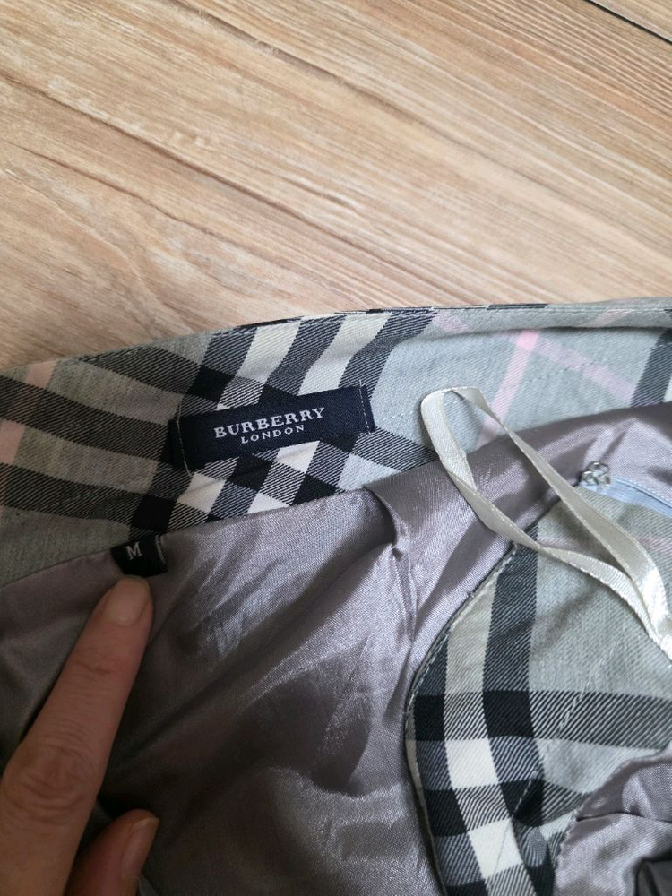 버버리 정품 스커트--5