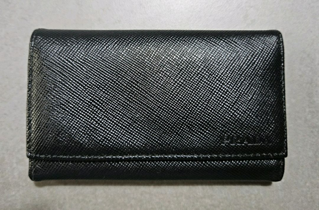 프라다 키홀더--1