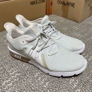 [275] 나이키 에어맥스 시퀀트3 화이트