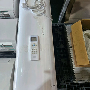 (판매)캐리어 벽걸이 중고 에어컨 (8평형) 이미지