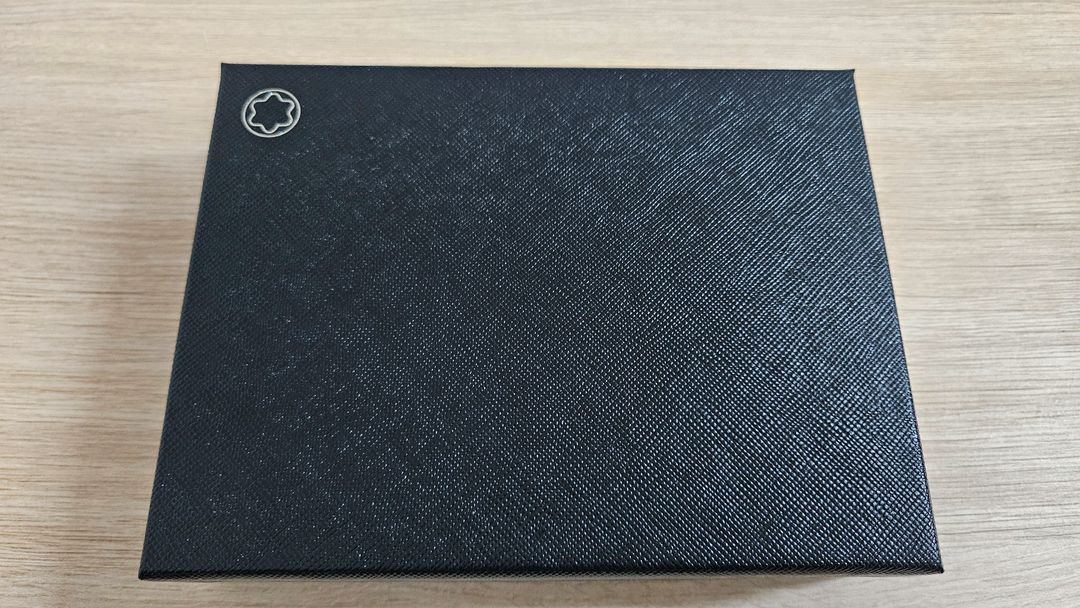 [판매] 몽블랑 Extreme 3.0 카드홀더 4cc (품번 198077) / 미사용 새상품 이미지