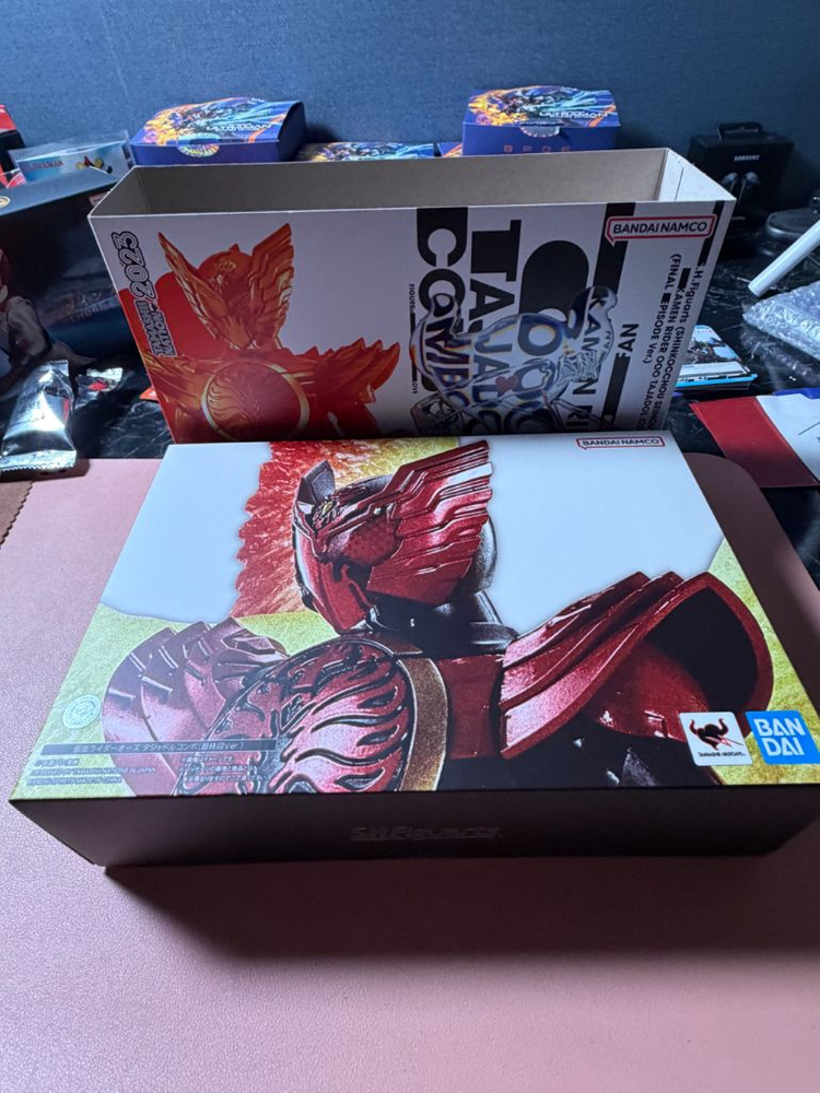 S.H.피규아트 진골조제법 가면라이더 오즈 타쟈도르 콤보 (최종화 Ver.)--1