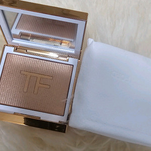 톰포드 하이라이터 02오아시스