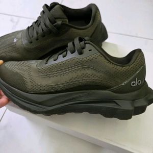 alo 알로 러닝화 그린올리브 (카키) 235