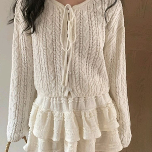 쇼퍼랜드 케이블 리본 니트 볼레로 가디건 발레코어 / 프렌치오브 메이비베이비 로버블 크림치즈마켓 러브앤드팝 니어웨어