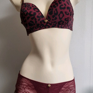 원더브라 레이스 레오파드 속옷세트 75씨 90