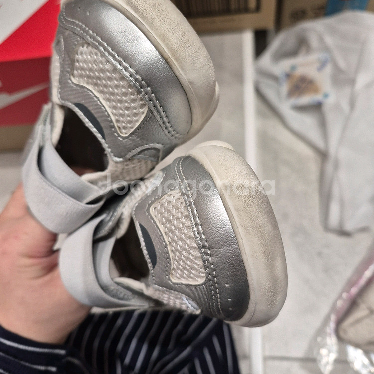 뉴발란스 프리들 190사이즈--3