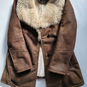 로스차일드 무스탕66