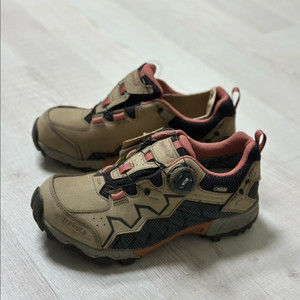 트렉스타 코브라 고어텍스 등산화 235mm (새상품)