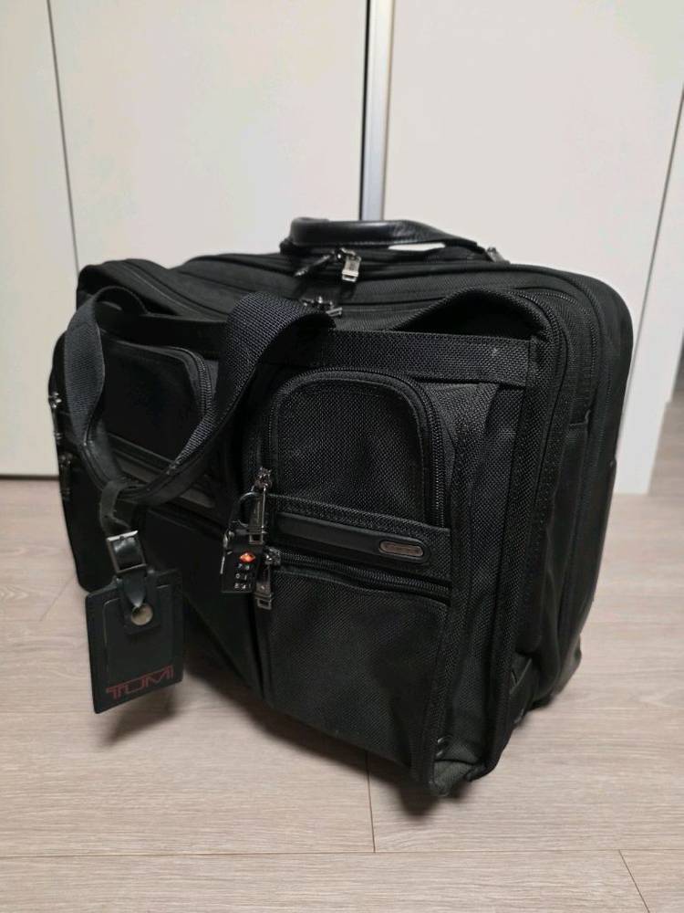 TUMI(투미) 알파 디럭스 2휠 브리프케리어 (품번: 26104D4)--0