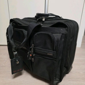 TUMI(투미) 알파 디럭스 2휠 브리프케리어 (품번: 26104D4)