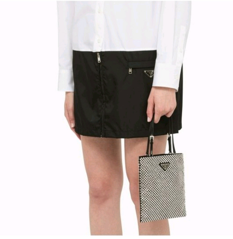 프라다 테수토 호보 크리스탈 토트백 판매해요--8